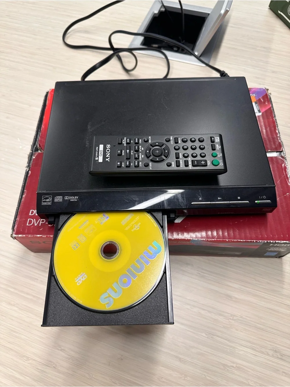 Sony DVP-SR510H DVD Player 1080p HDMI Upscaling w/ Remote Tested Working
